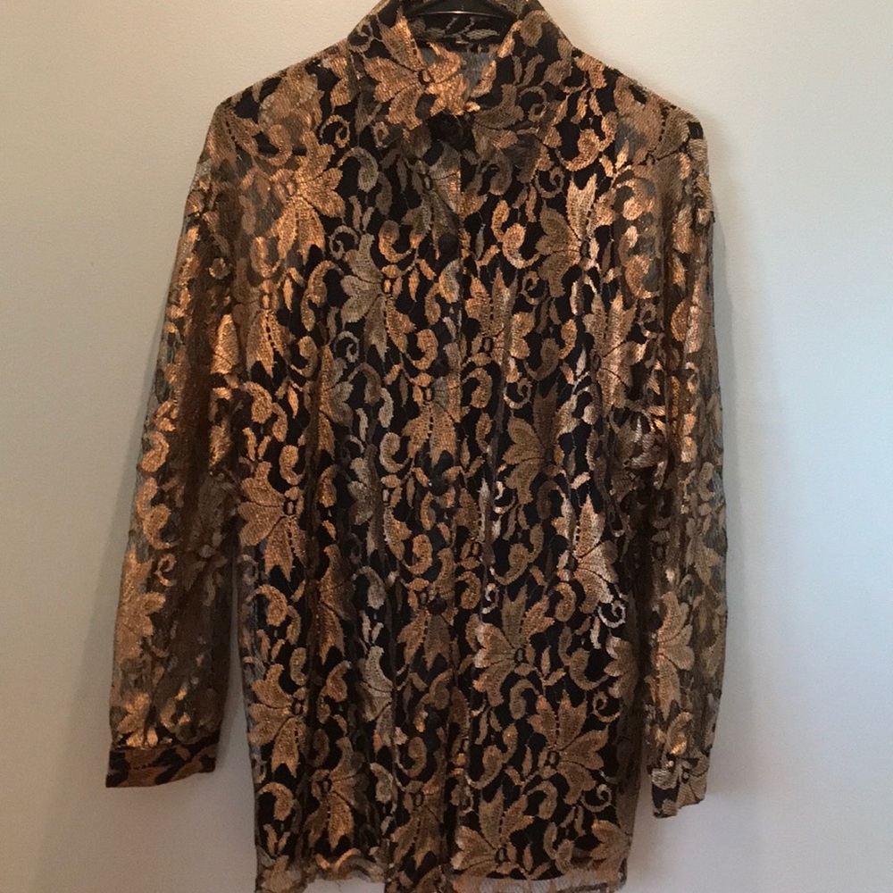 Joan Walters size small black camisole and lace over shirt in gold. Dry clean.